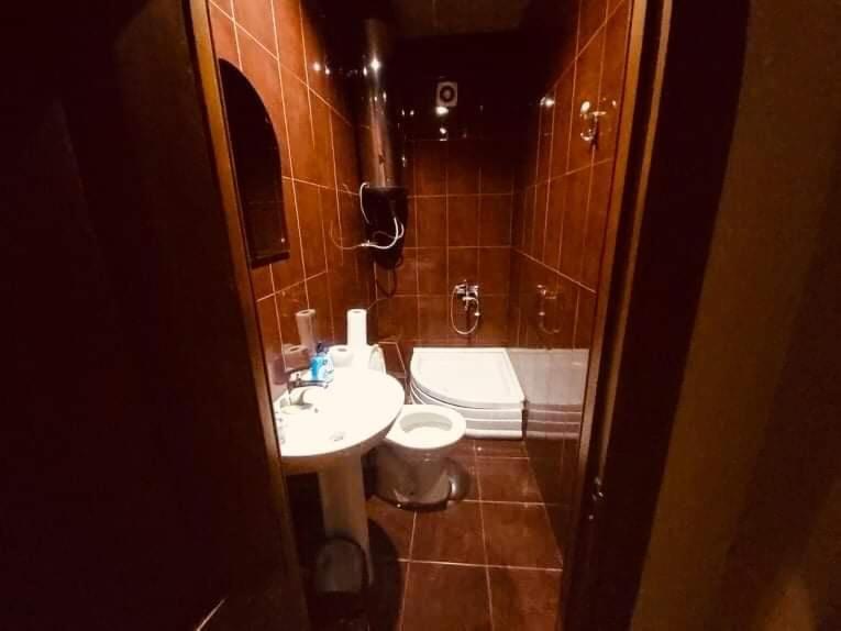 Hotel Ni&La Batoemi Buitenkant foto